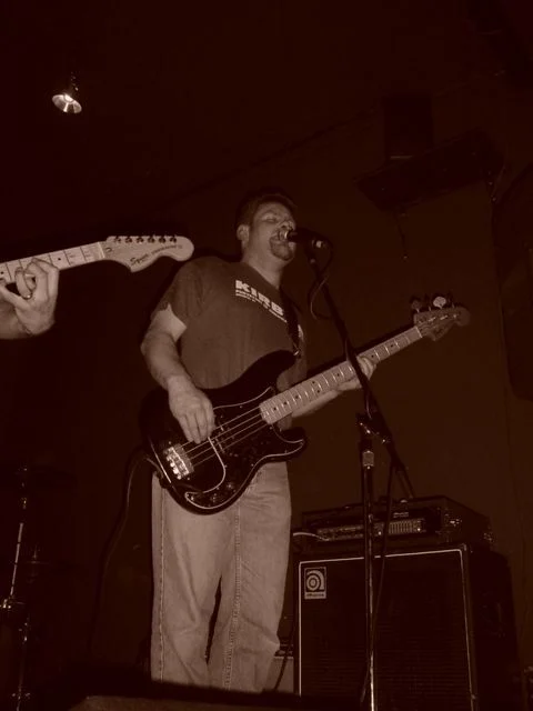 Spanish for 100 performing at Mars Bar