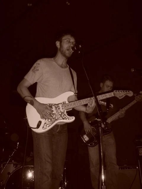 Spanish for 100 performing at Mars Bar