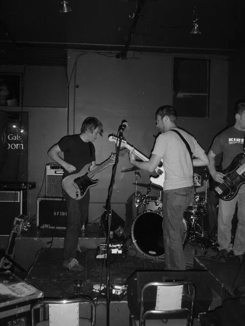 Spanish for 100 performing at Mars Bar