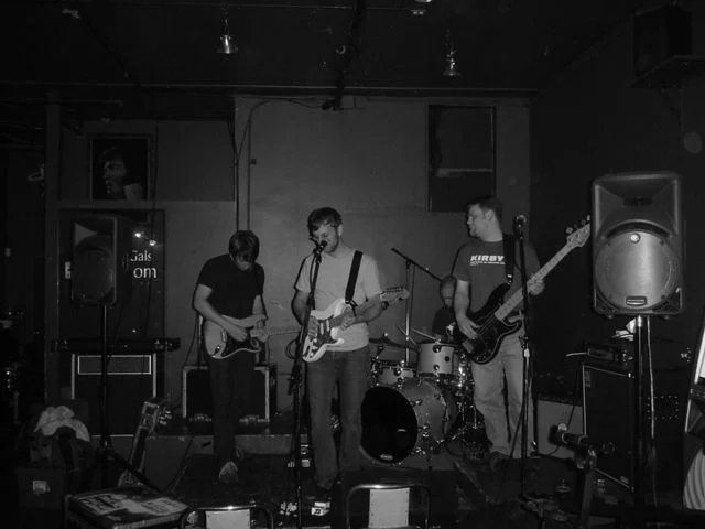Spanish for 100 performing at Mars Bar